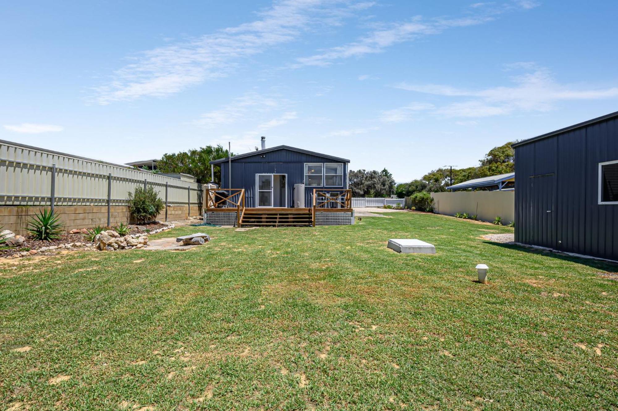 Lil Blue Surf Shack Family And Pet Friendly Villa Goolwa South Exterior photo